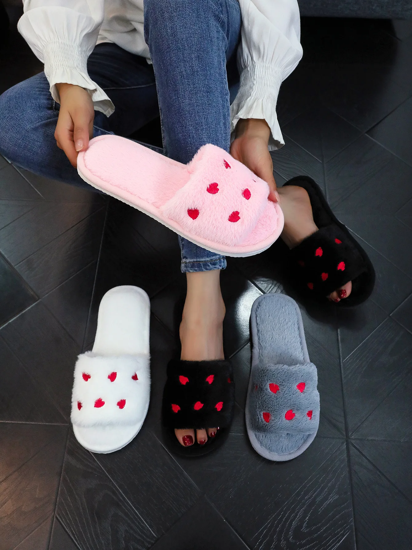 Women OpenToe Winter Slippers Red Heart Embroidery Fluffy Plush Slide Slipper, Soft Cozy Warm NonSlip For Bedroom Home Wear