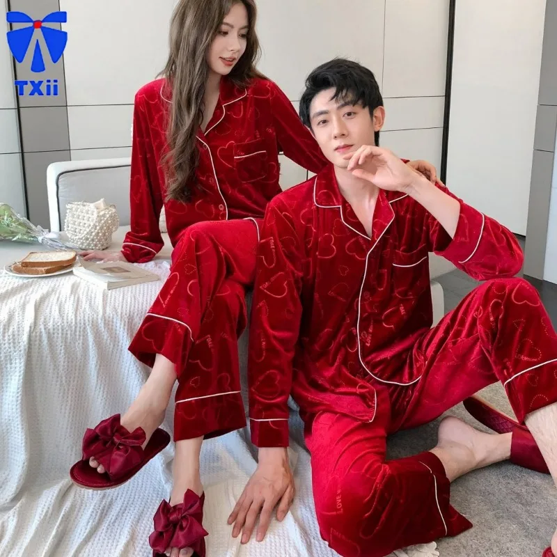 Autumn and Winter Gold Diamond Velvet New Couple Pajamas Red Wedding Embossed High-end Outer Wear Long-sleeved Home Clothes