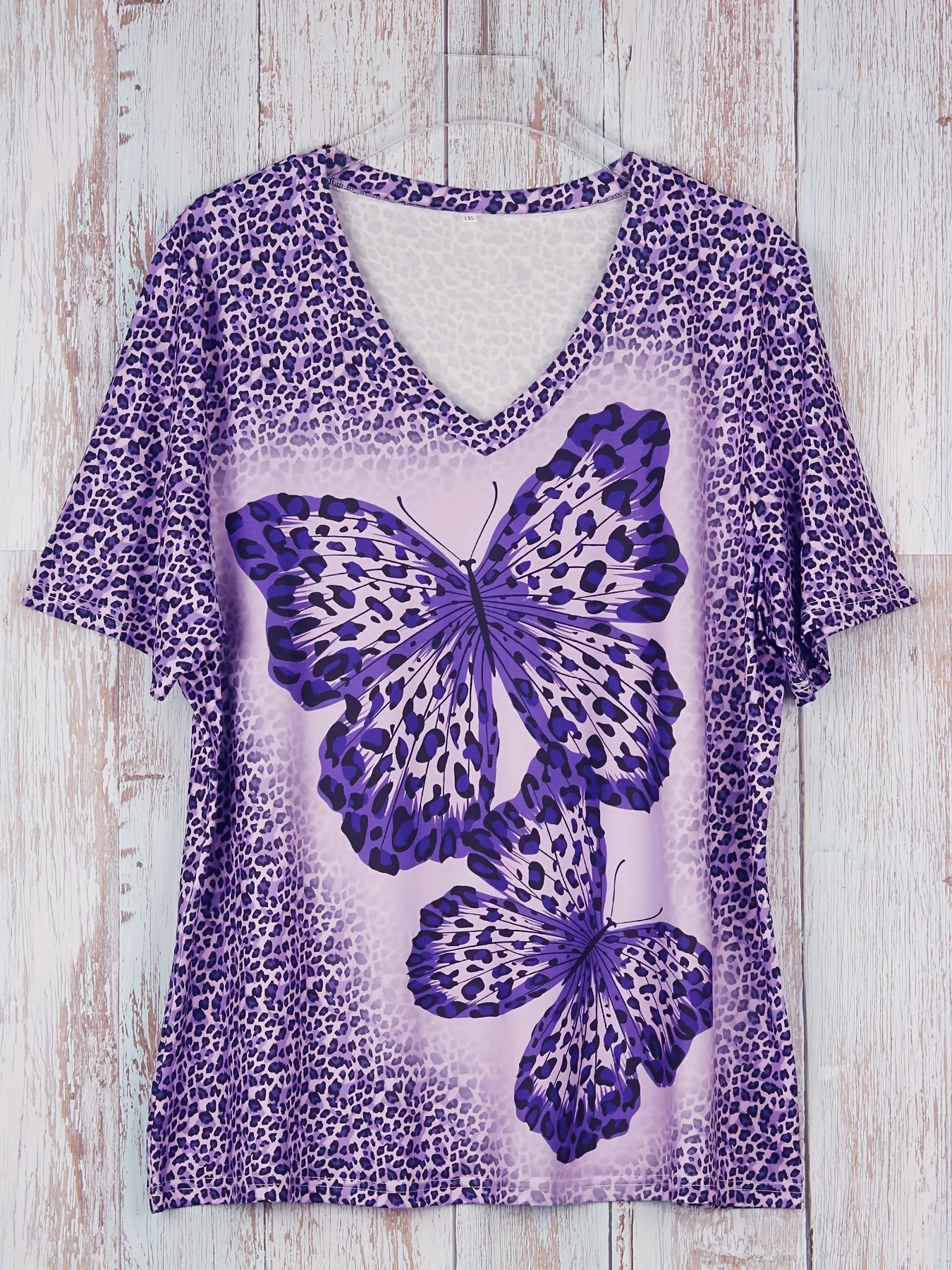 Plus Size Butterfly Print T-Shirt Casual V Neck Short Sleeve T-Shirt Women's Plus Size Clothing