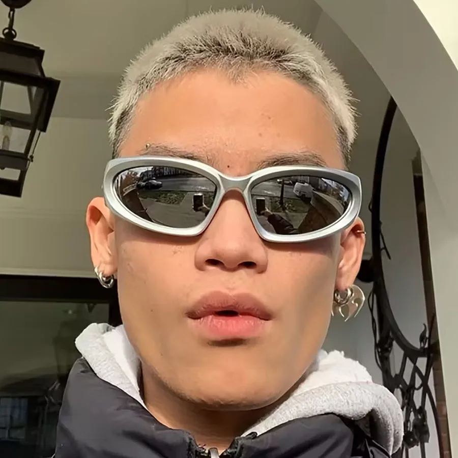A Pair Of European And American Ins‑Style Futuristic Trendy Street Sunglasses, Celebrity Same Style, Suitable For Skiing, Mounta