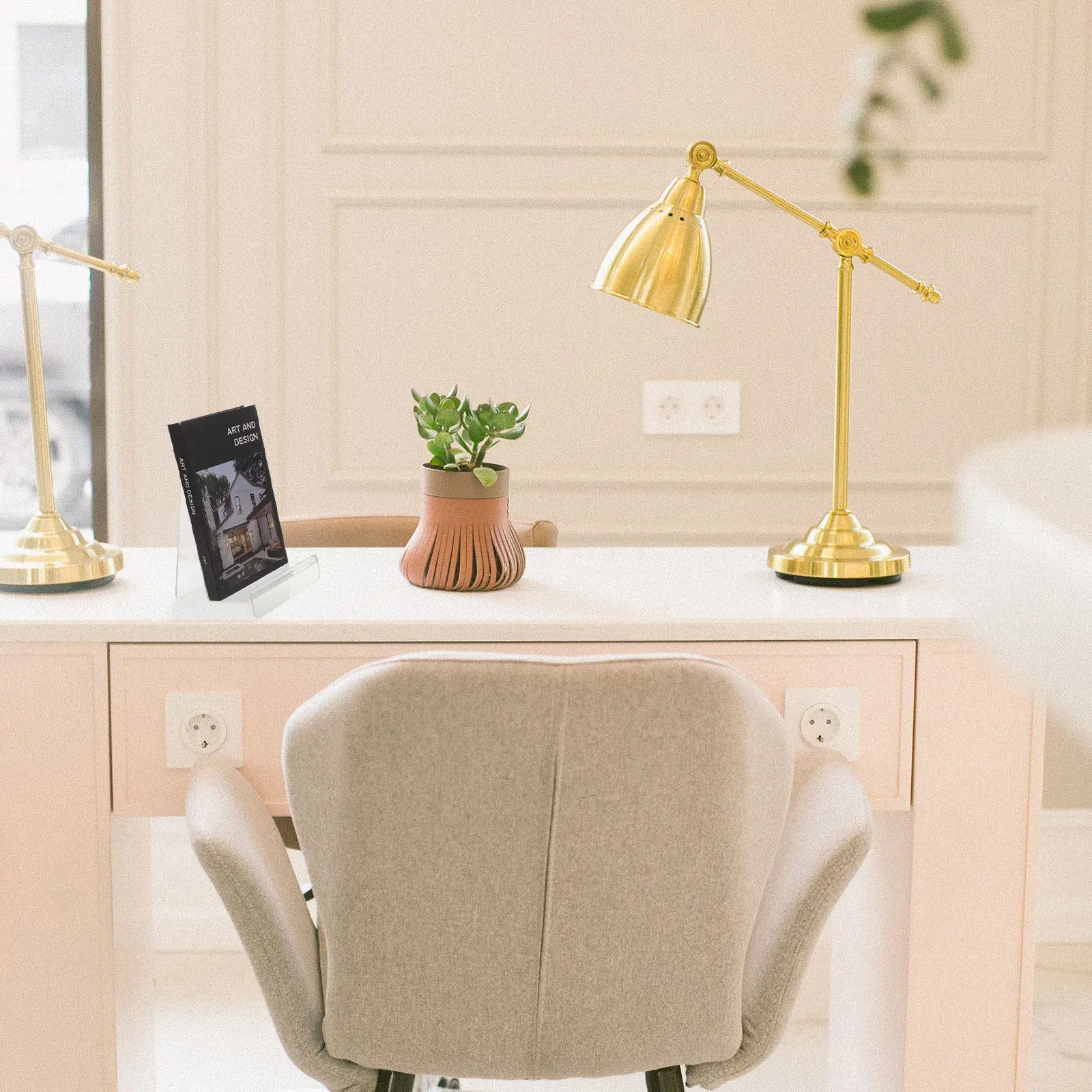 Sturdy Lightweight Clear Acrylic Book Display Stand Easel for Vinyl Records Books Magazines Photos Cd Storage Tabletop Decor