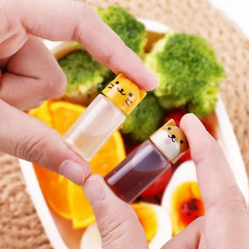 Mini Seasoning Bottle Portable Ketchup Bottle Small Pot Salad Soy Sauce Squeeze Jar Lunch Box Storage Bottle Accessories