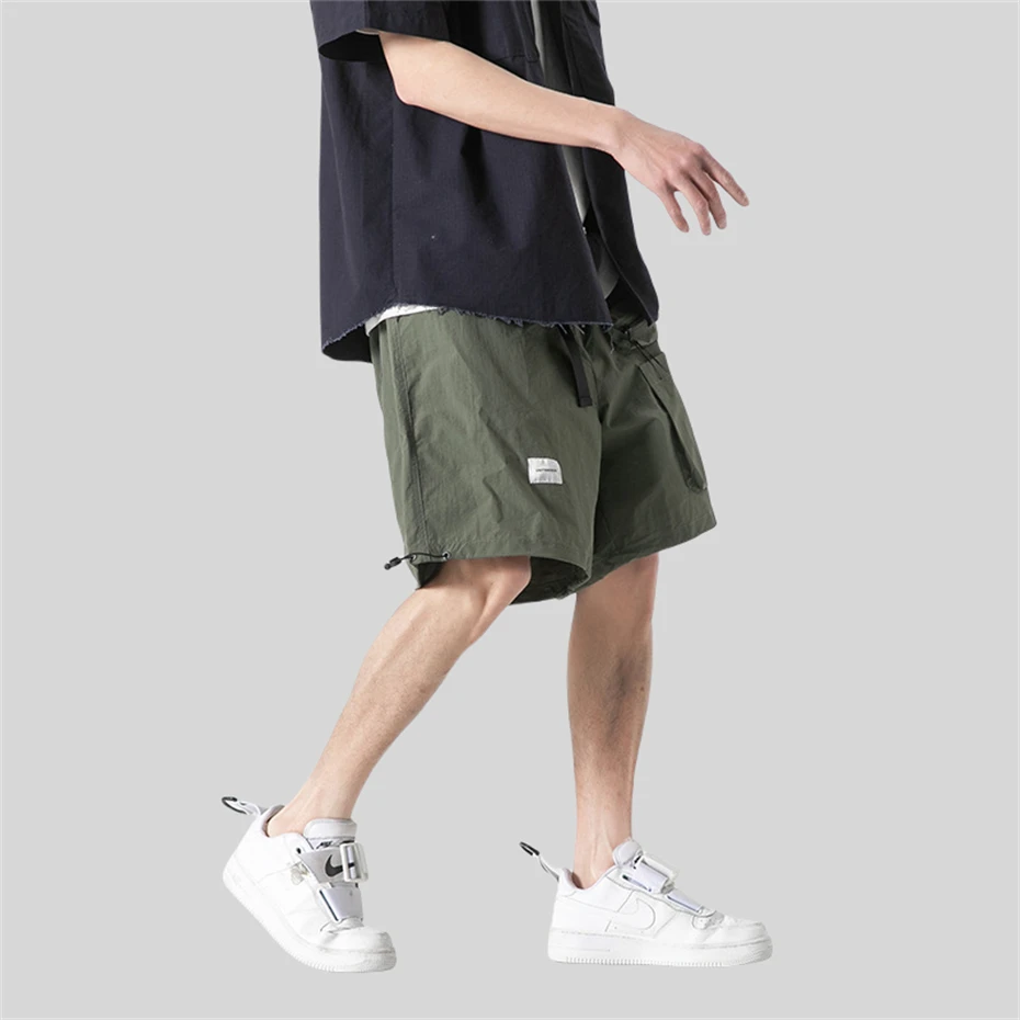 Harajuku Cargo Short Men Hip Hop Baggy Pant Men Streetwear Vintage Y2K Japan Style Pocket Design Straight Black Casual Shorts