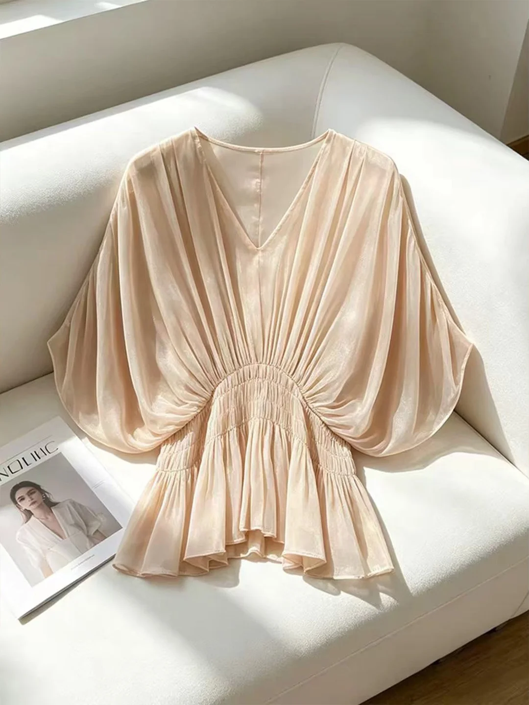

Summer Commute Pure Color V-Neck Shirt Women's Waist-Cinching Design Sun Protection Top Fashionable Casual Loose Fit Five-Qua...