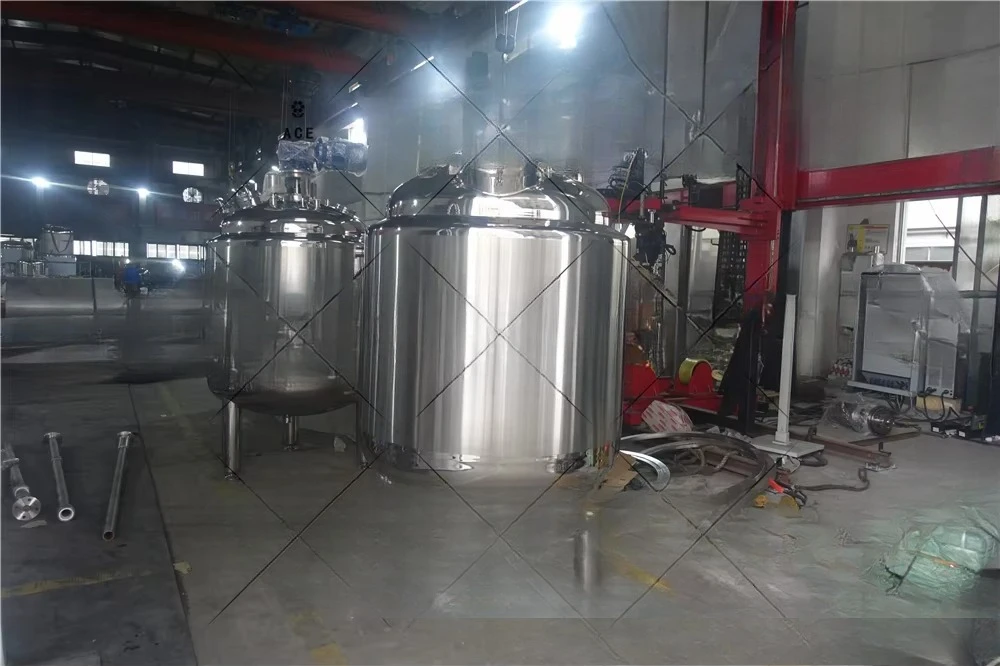 Production equipment, fruit perfume mixing, processing cosmetics perfume cooling, chiller tank