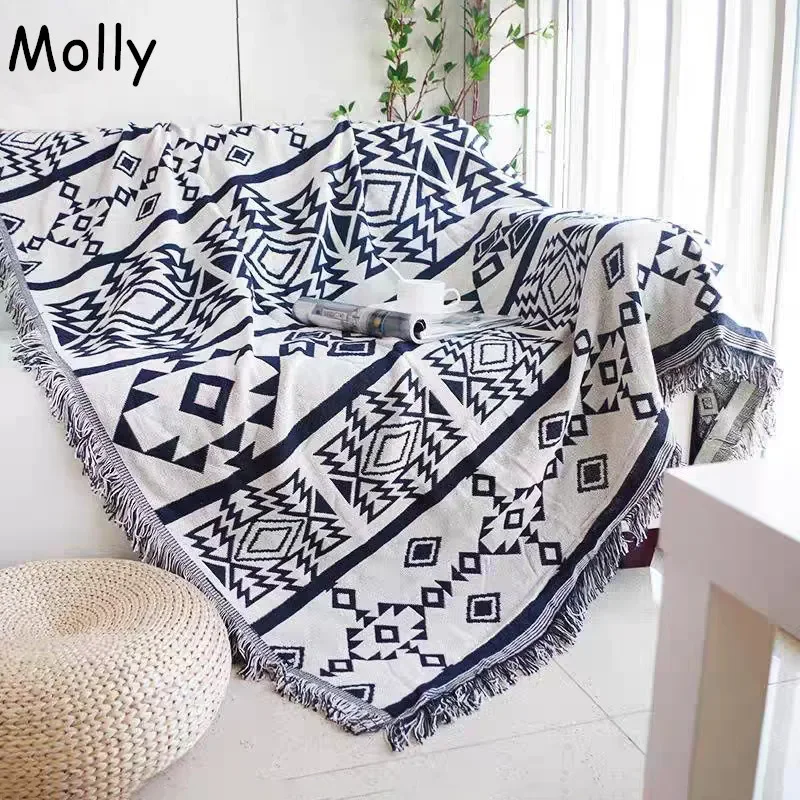 

White Black Geometric Yarn Dyed Sofa Throw Blanket Modern Simple Cotton Knitted Thread Blankets with Tassel Outdoor Camping Rug