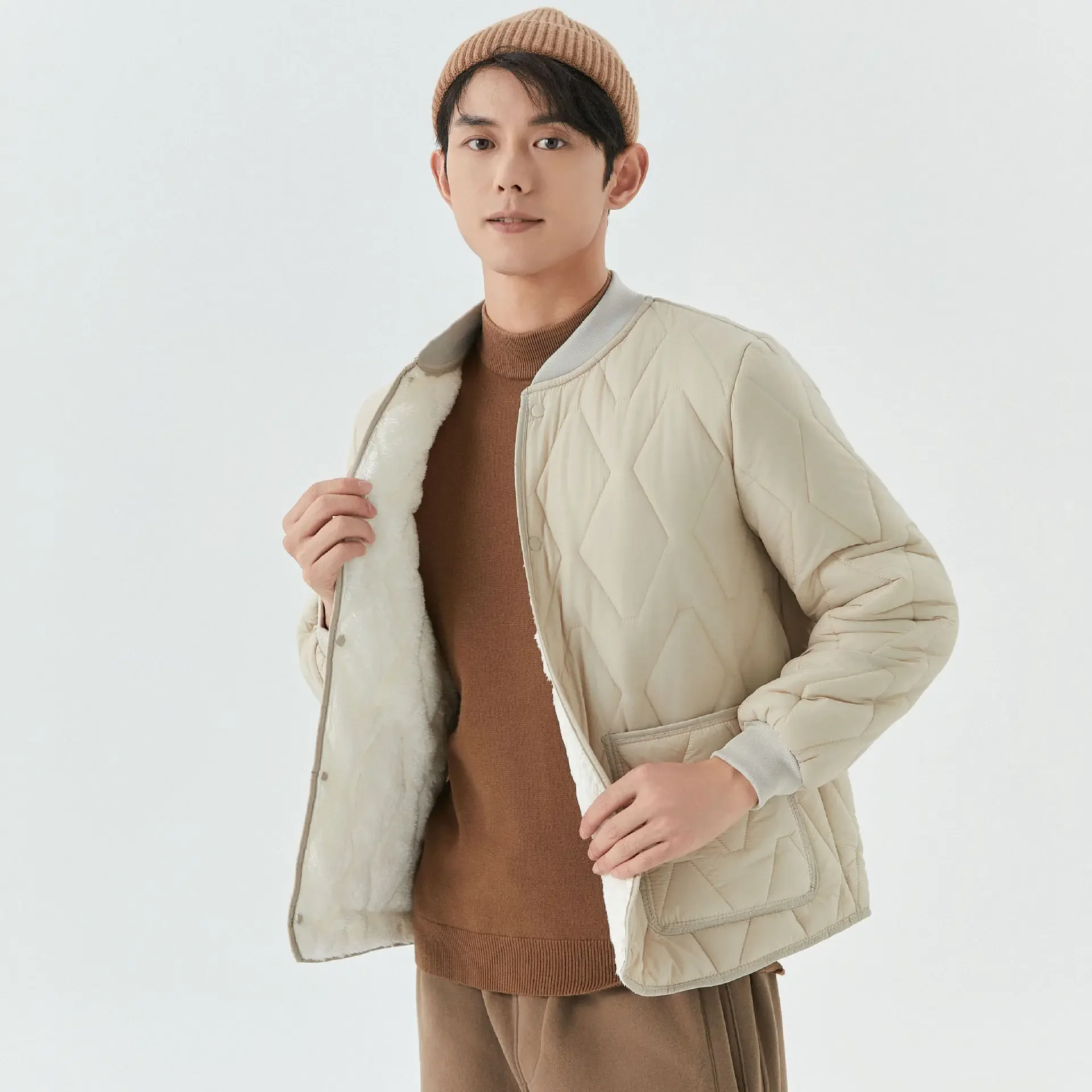 Jaket pria musim dingin, jaket pria musim dingin warna Solid tebal hangat lengan panjang kerah berulir longgar kasual Cotton-padded dengan saku, pria muda