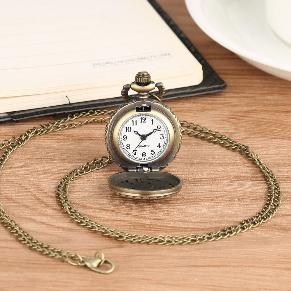 Bronze Flowers Small Pocket Watch with Necklace Vintage Pocket Clock Gift for Women Quartz Movement Pendant Timepiece