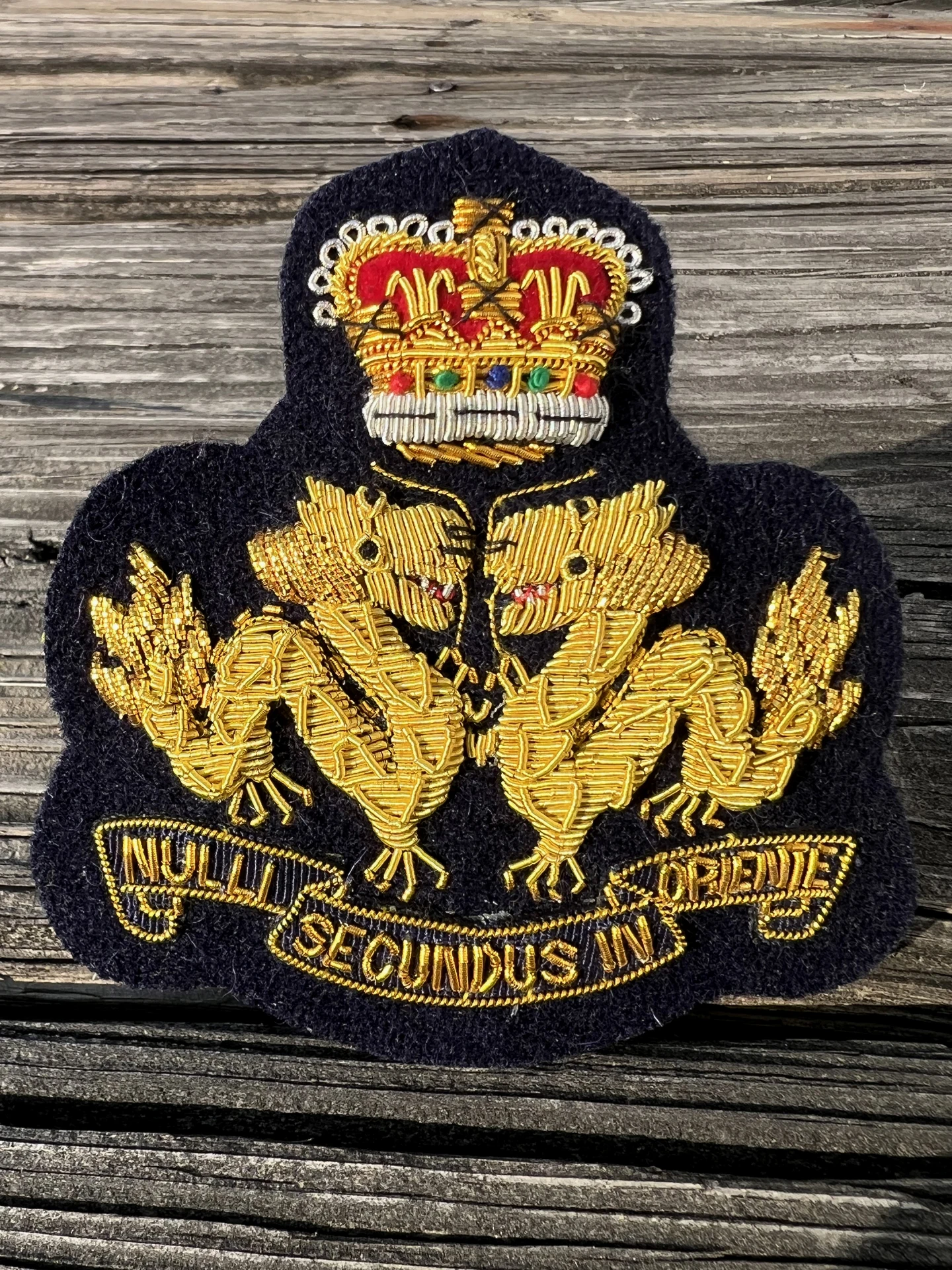 high-end-silk-hand-embroidered-badge-hong-kong-volunteer-memorial-3d-chest-patch-fabric-hong-kong-volunteer-memorial-badge