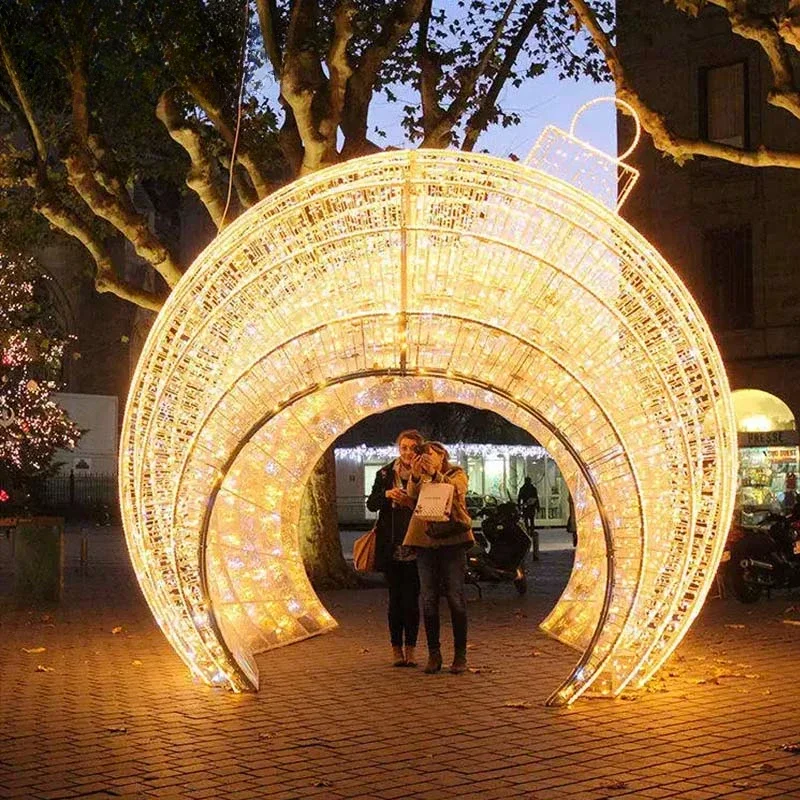 Outdoor 3D Christmas Baubles Large LED Walk Through Illuminated Waterproof Golden Ball Motif Lights for Garden Landscape