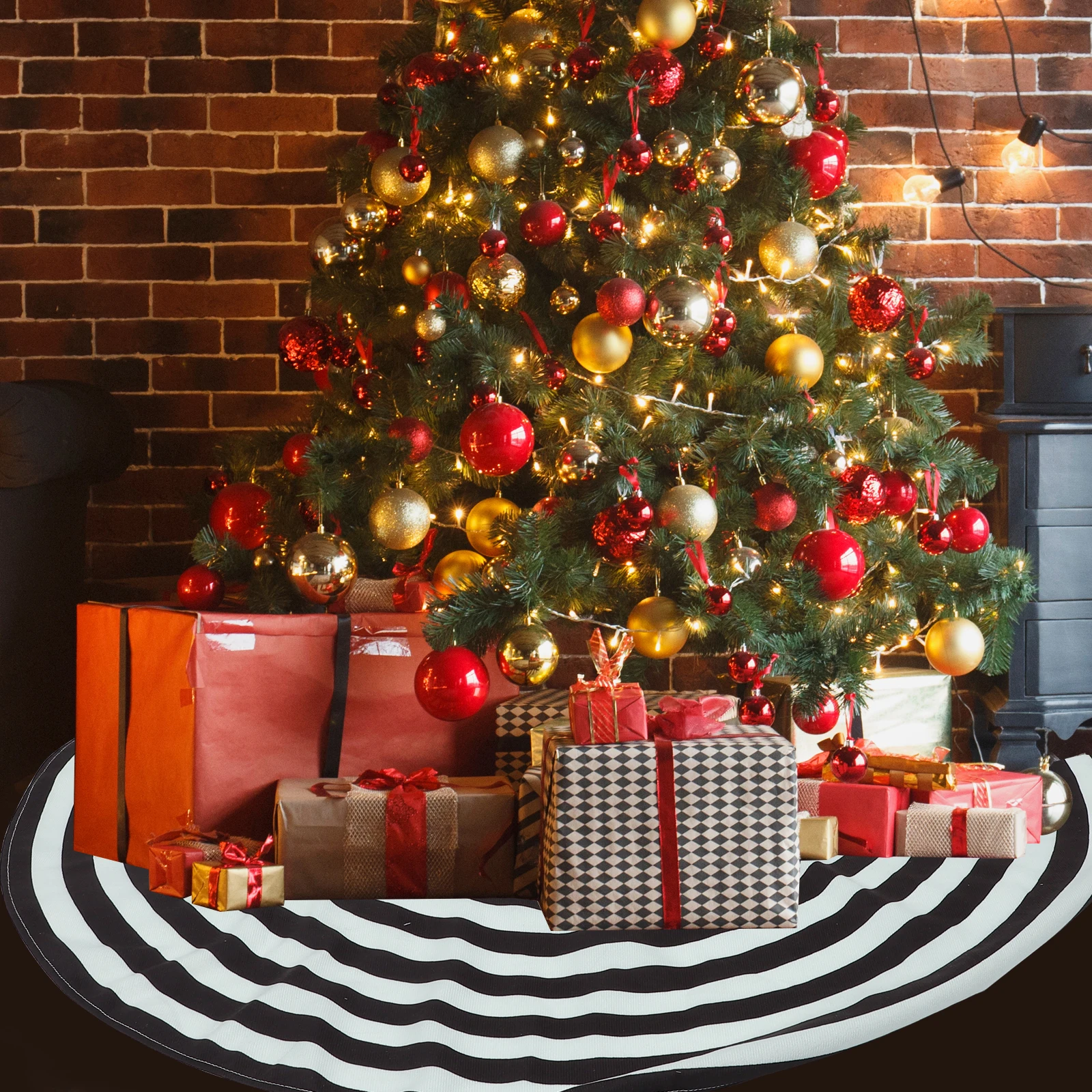 

1 pc Christmas Tree Skirt Brushed Cloth Stripe Design Xmas Floor Mat Decorative Tree Pad For Home Party Decor