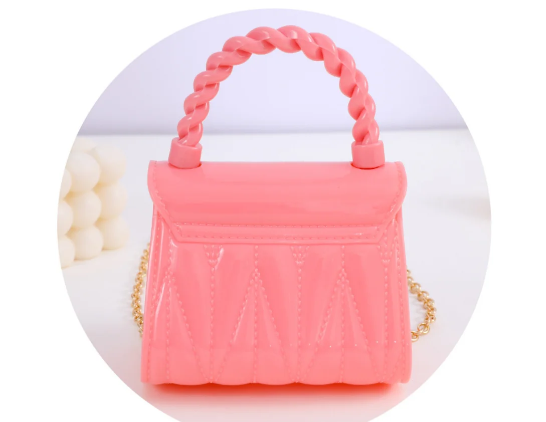 Dompet Koin PVC Anak-anak dengan Pola Hati Cantik Tas Tangan Mini Modis Tas Jelly Rantai Kecil untuk Anak Perempuan Aksesori Fashion Anak