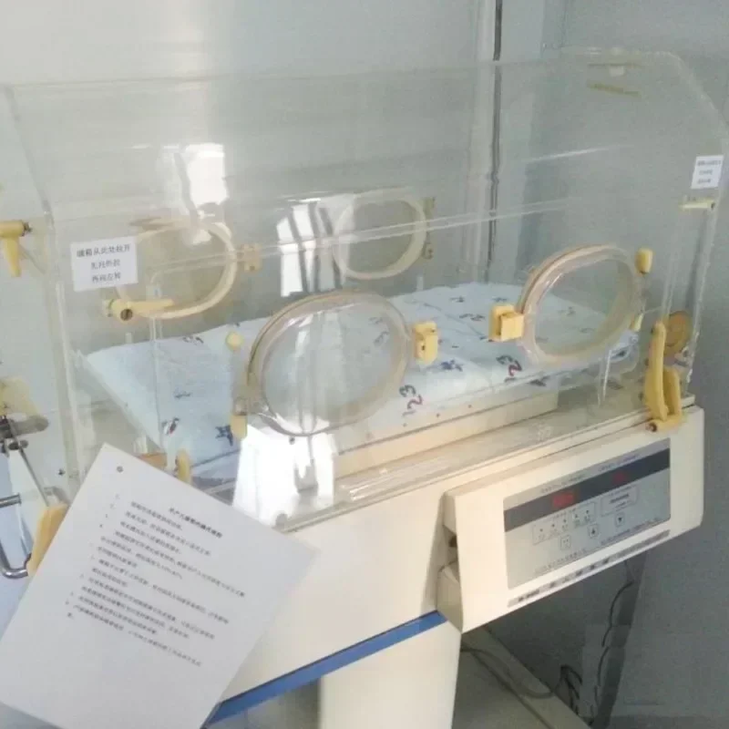 Hospital Neonatal baby treatment equipment infant incubator