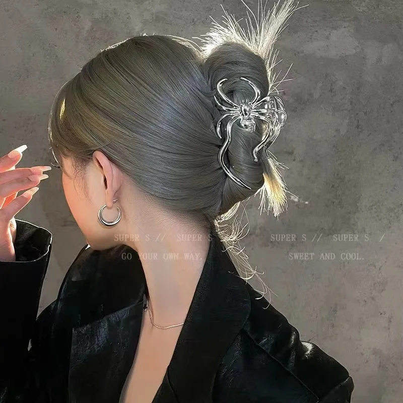 Exquisite Alloy Hair Claw Clip Halloween Monster Claw Design for Women Back Head Updo Non Slip Durable Hair Accessory