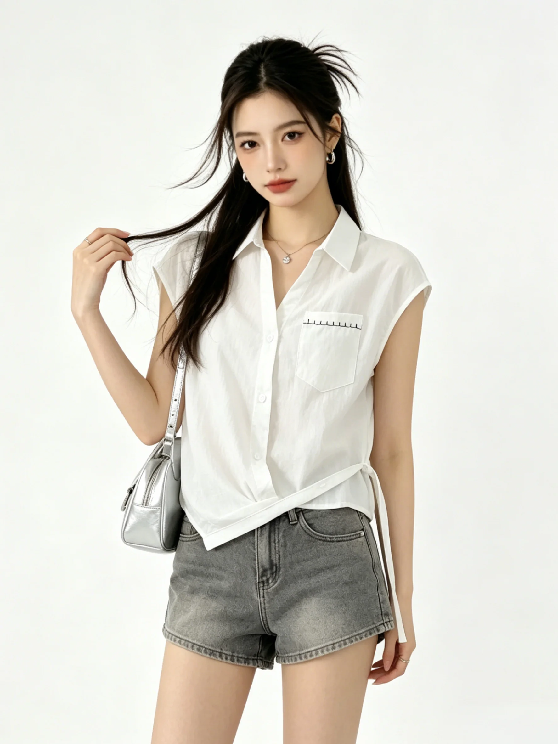 

Elegant Vintage Commuter Style V-Neck Short Sleeve Shirt Skin-Friendly Versatile Korean Loose Fit Women's Fashion Summer New ...
