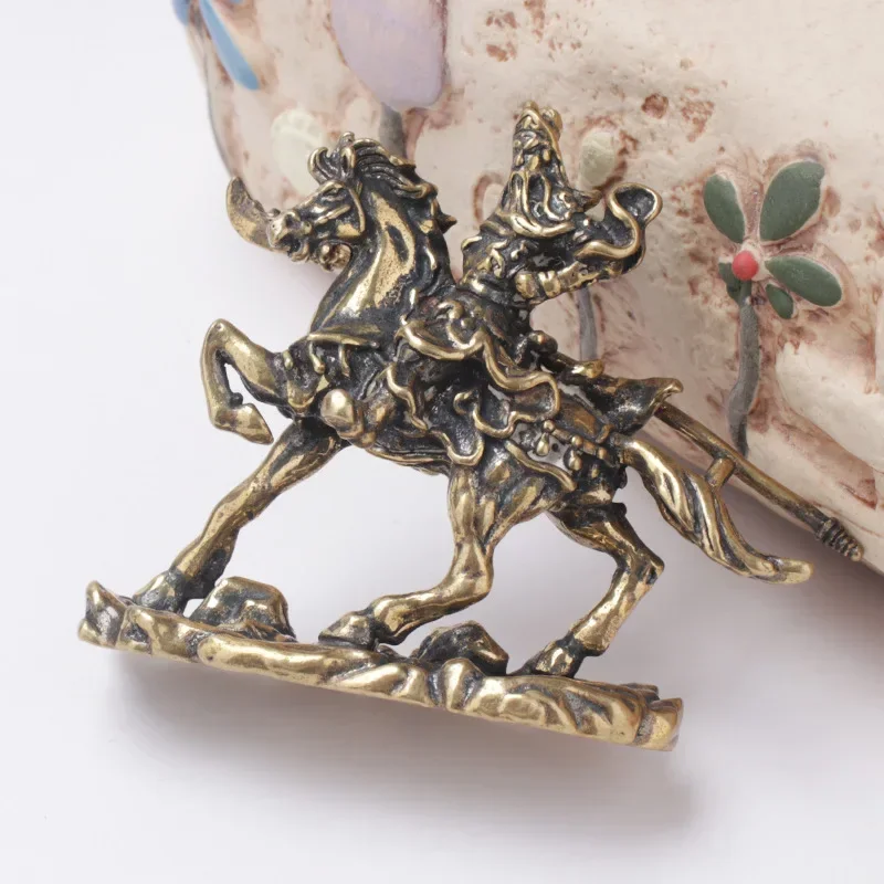 Office Desk Decor Ornaments Brass Chinese God of Wealth Riding Horse Guan Gong Statue Home Decoration Accessories