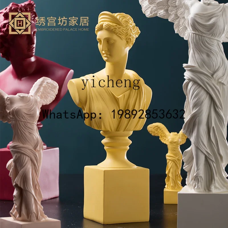 

B1 Nordic abstract plaster statue small ornament artistic figure office creative home accessories