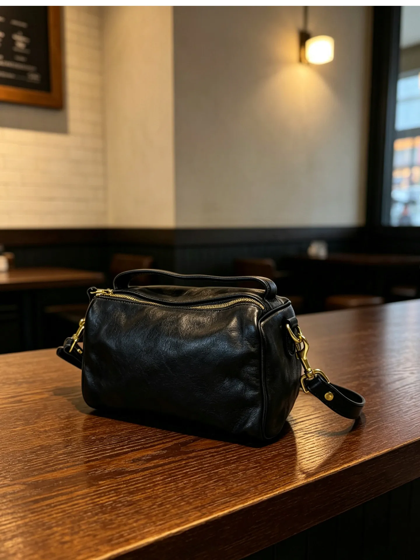 Handgefertigte Damenhandtaschen aus echtem Leder von Modedesignern, für den Alltag, Partys und luxuriöse Anlässe, natürliche Echtleder-Umhängetasche für Damen. – Detail 4
