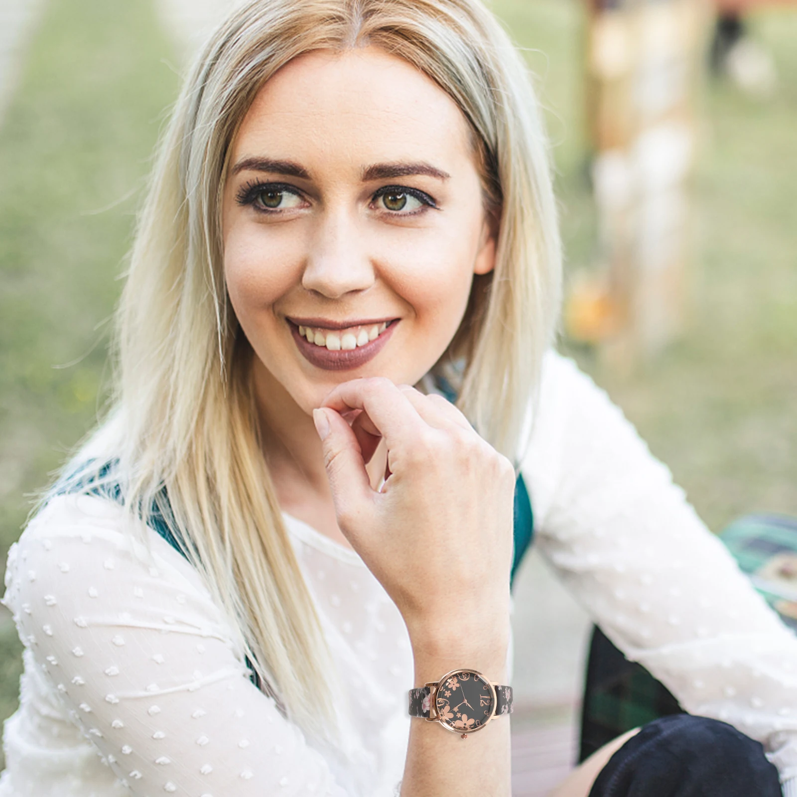 

Ladies Watch Quartz Watches for Girls Women Number Elegant Alloy Dainty Floral Dial Wristwatches Womans