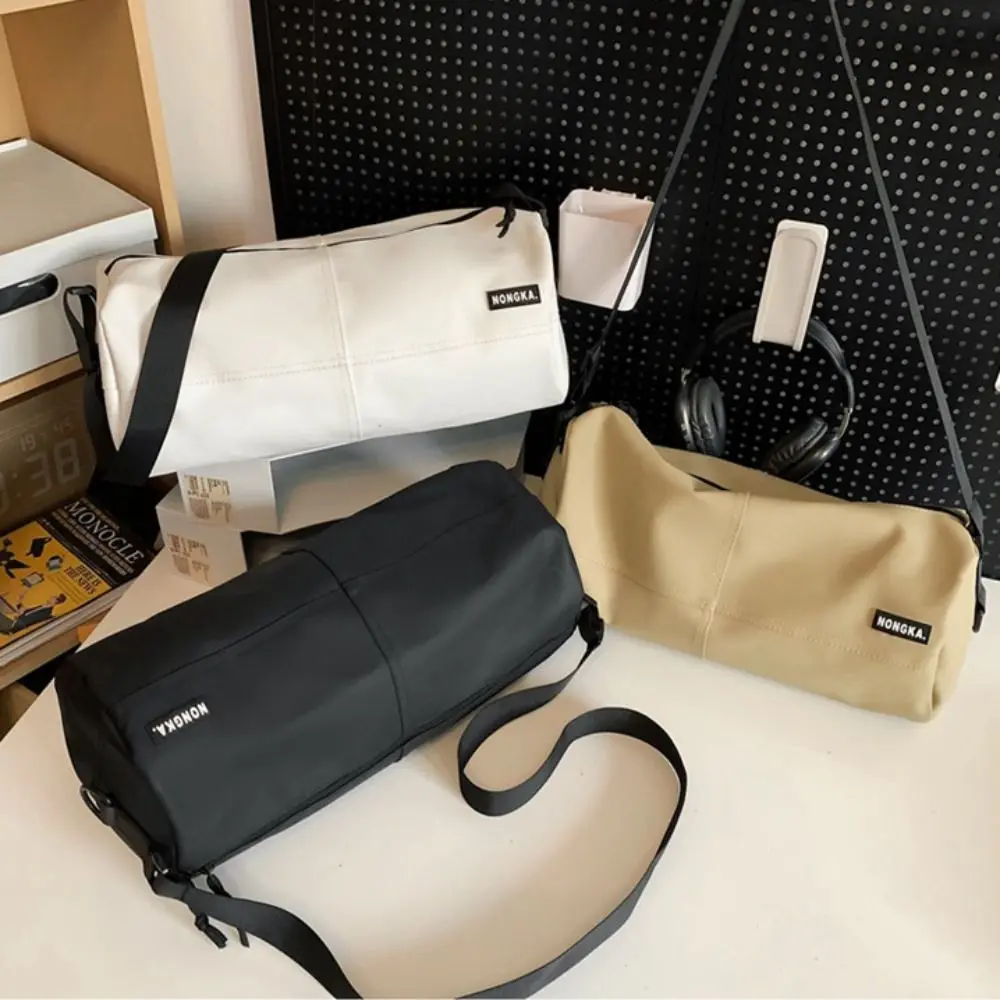 

Causal Sports Shoulder Bag Large Capacity Solid Color Nylon Cloth Shoulder Bag Lightweight Leisure Cylinder Messenger Bag Travel