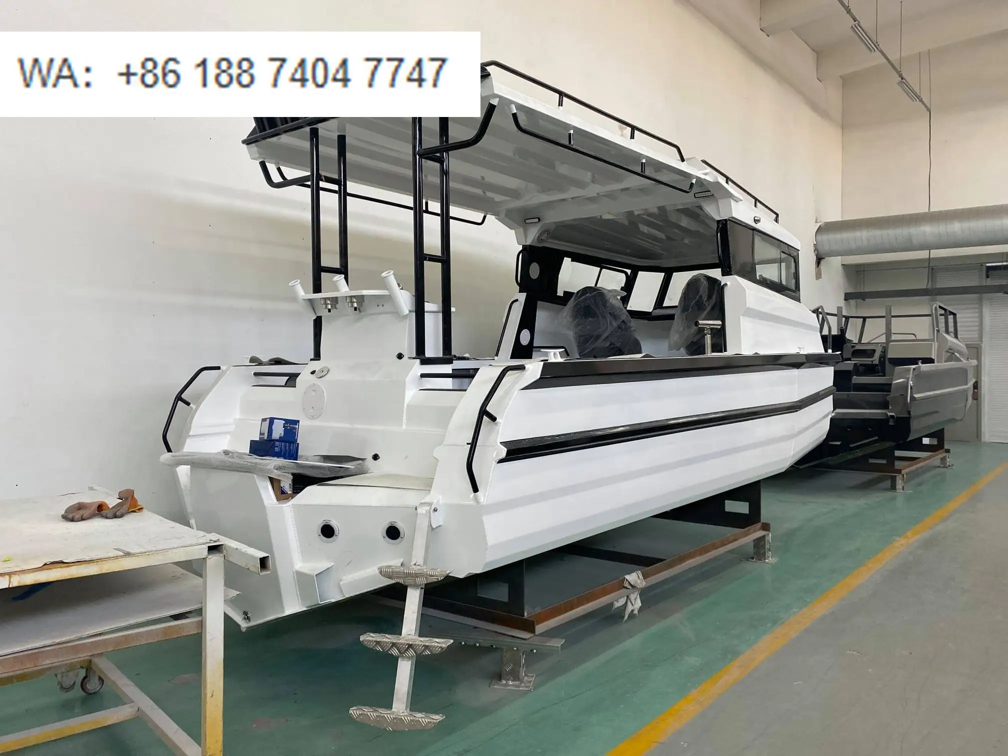 6-7m Aluminum Outboard Speed Sport Luxury Yacht Fishing Boat with Extended Hard Top 8-Person Capacity
