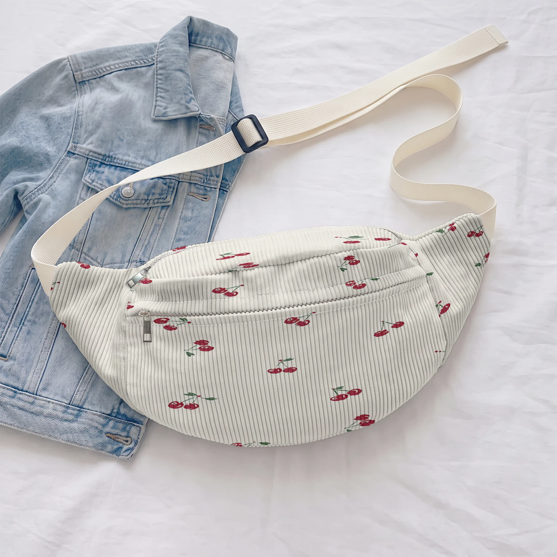 Cherry Fruit Print Fanny Pack Adjustable Crossbody Waist Bag For Travel Sports Daily Use