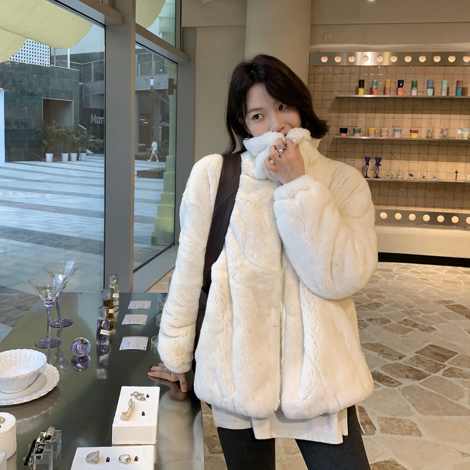 

2025 Autumn/Winter New Velvet Imitation Fur Coat Young Style Fashionable Loose Hairy Stand up Collar Women's Clothing