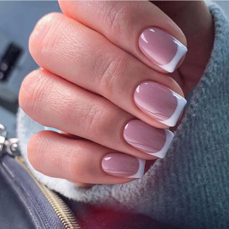 

24pcs White French Classic Short Square Nail Art Wearable Fashion Fake Nails Detachable Finished False Nails Press on Nails