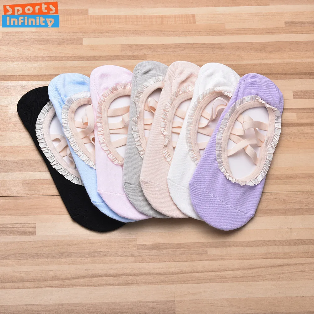 2026 New Women's Cross Strap Yoga Socks Anti Slip Sports Floor Ballet Dance Fitness Socks for Women Yoga Pilates Socks Grip