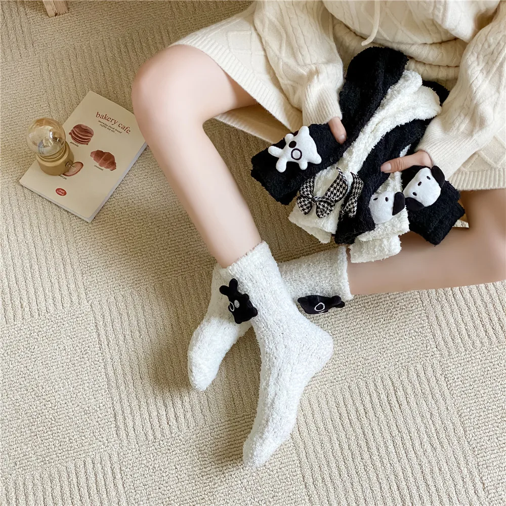 1PR Coral Fleece Socks Female Cute Plush Tube Socks Autumn and Winter Home Sleep Confinement Thickened Warm Stockings