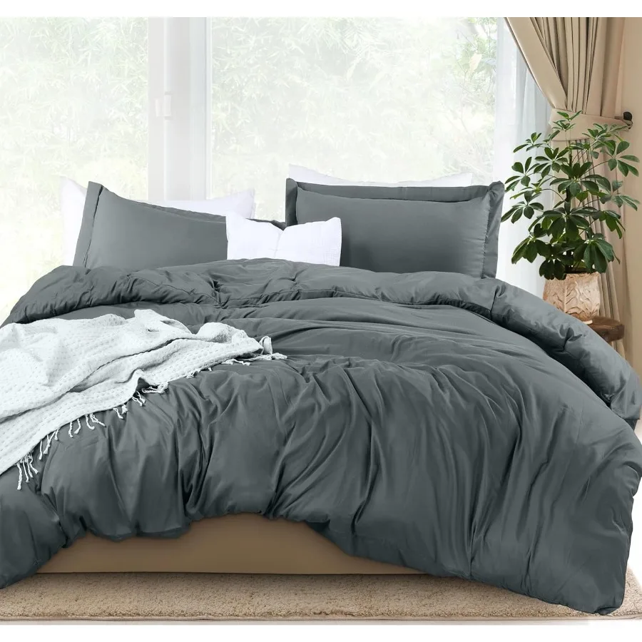 

Комплект пододеяльников размера «queen-size» с застежкой-молнией для современных спален В комплект входит 1 пододеяльник 90X90 дюймов и 2 подушки Shams 2