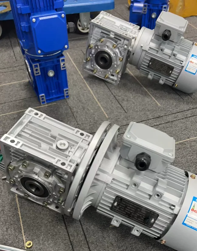 NMRV30/NMRV40/NMRV50/NMRV63/NMRV75/NMRV90/NMRV110 reducer worm gear gearbox small NMRV turbine reducer