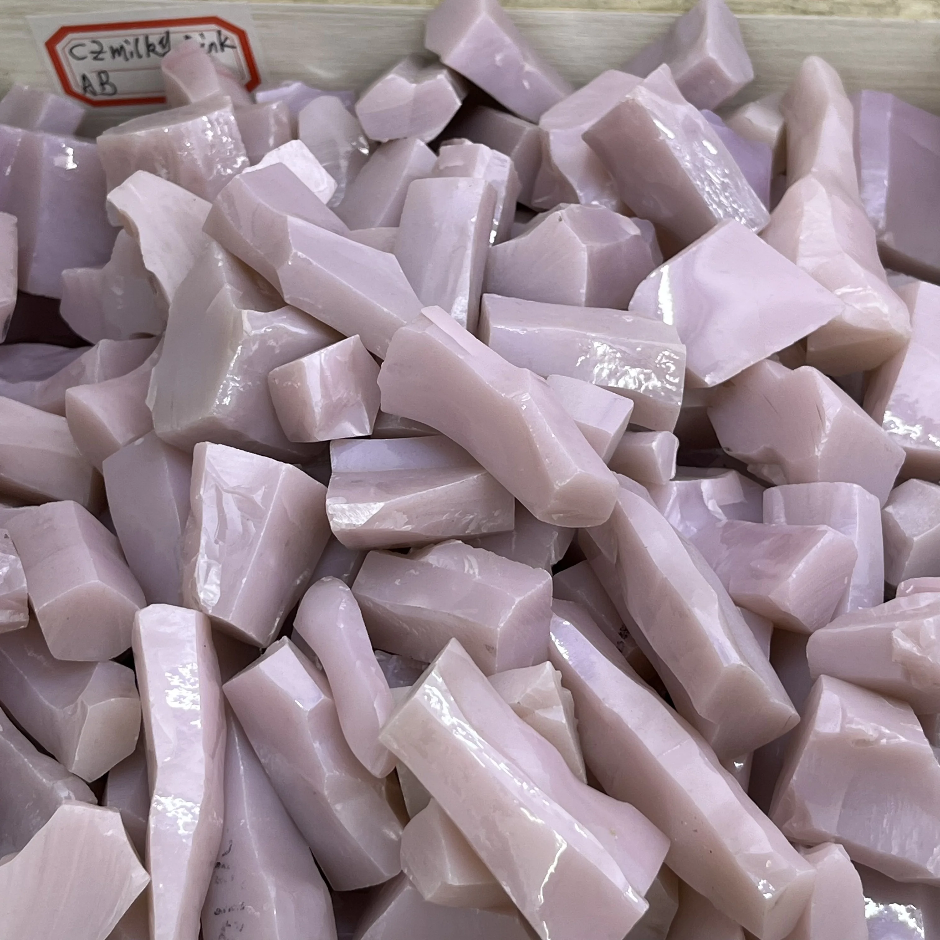 500g /Lot Pink Milk Zircon Raw Material Suitable for Gemstone Cutting Jewelry DIY
