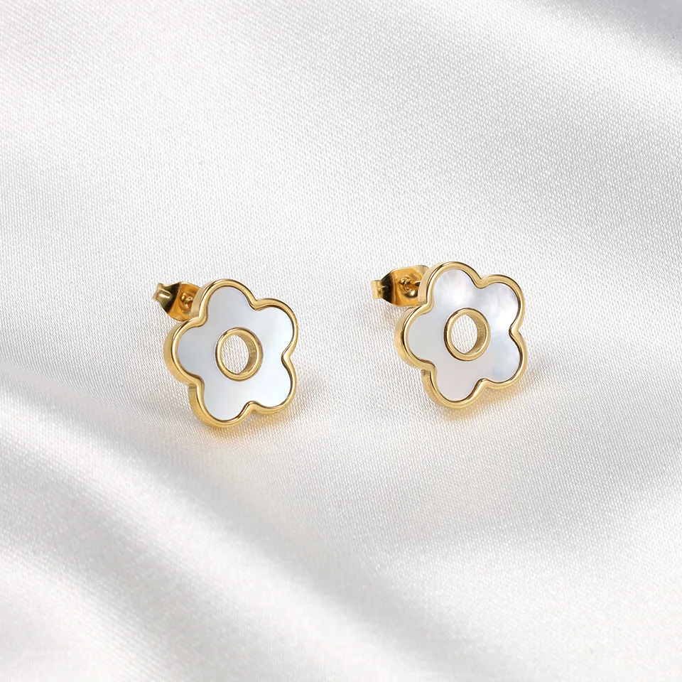2024 Flower shaped  Stainless Earrings for Women