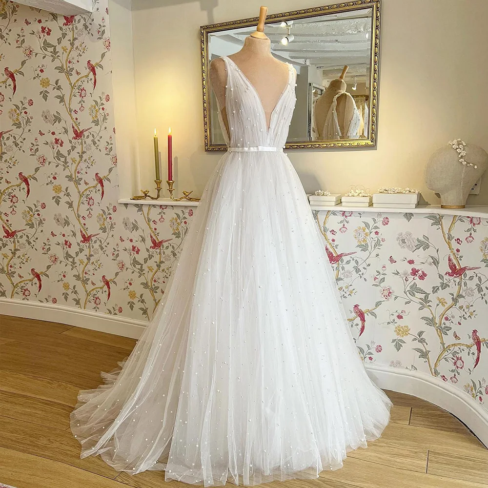 Abiti da sposa semplici 2023 nuovi arrivi scollo a v senza maniche abito da sposa lungo perline perle Sweep Train Tulle eleganti abiti da festa