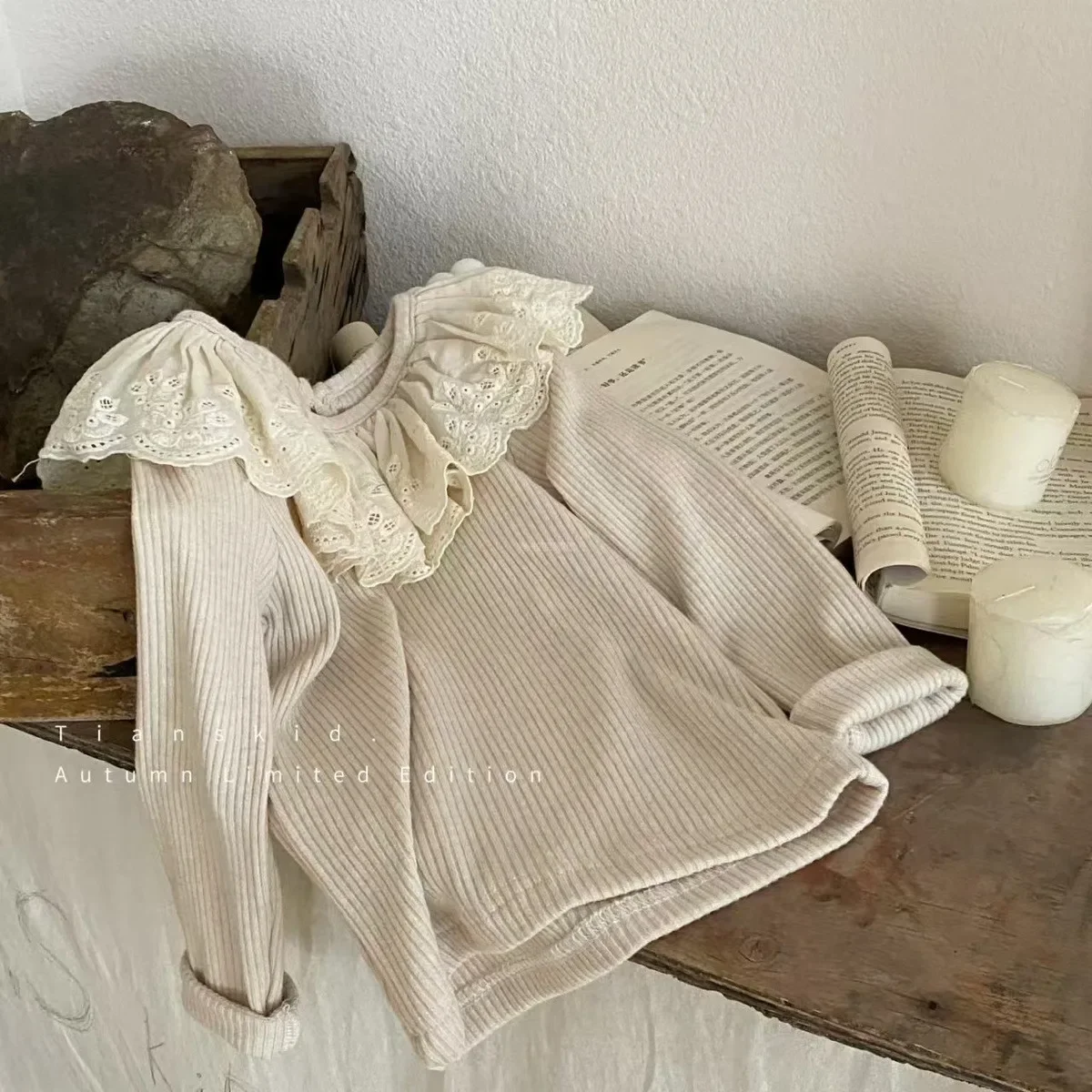 

2026 New Girls' Solid Color Base Shirt Spring Autumn Korean Version Children's Long Sleeved T-shirt Doll Collar Top