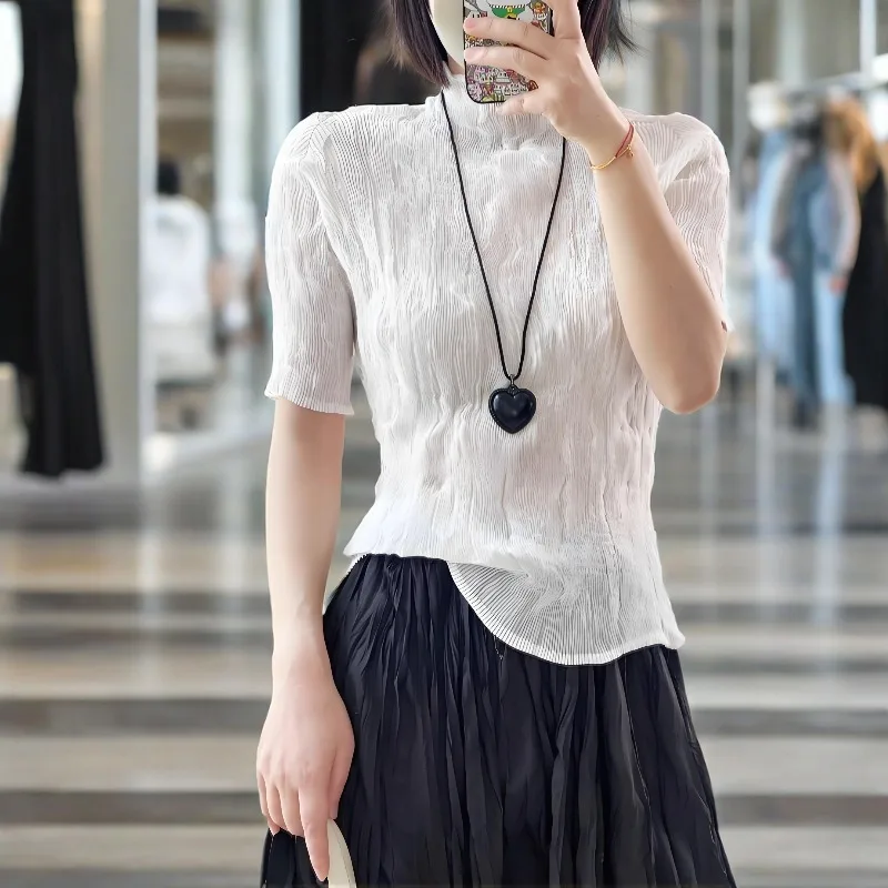 

Плиссированная плотная футболка Miyake, новинка лета 2025, однотонная, маленькая, с высоким воротом, из плетеной ткани, с короткими рукавами, сочетающаяся с внутренней частью, солнцезащитный крем, крутая, дышащая