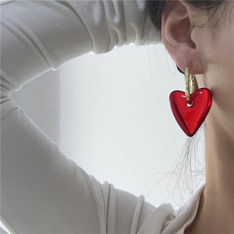 FFLACELL 2022 New Punk Vintage Metal Hoop Red Heart Drop Earrings for Women Girls Party Fashion Hip hop Jewelry Gifts