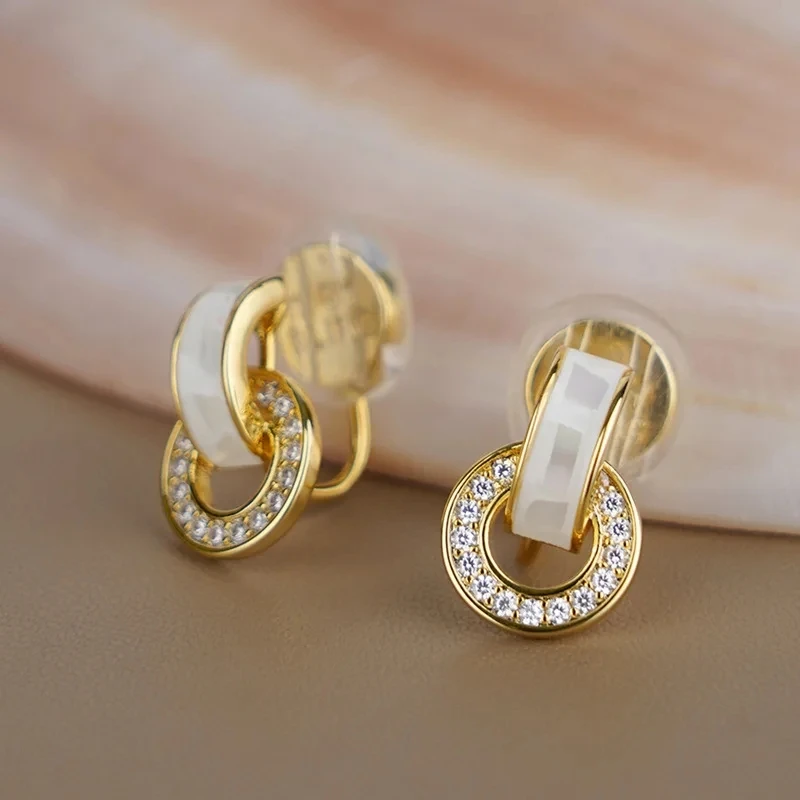 Korean White Drip Oil Circular Stud Earrings for Women Exquisite Sparkling Crystal Geometric Round Earrings Party Jewelry Gifts