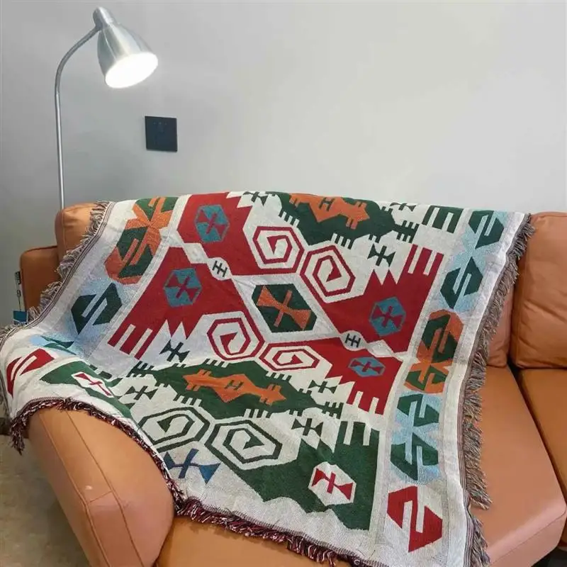 Camping Picnic Blanket Tribal Blankets Indian Outdoor Rugs Boho Decorative Bed Blankets Plaid Sofa Mats Travel Rug Tassels Linen