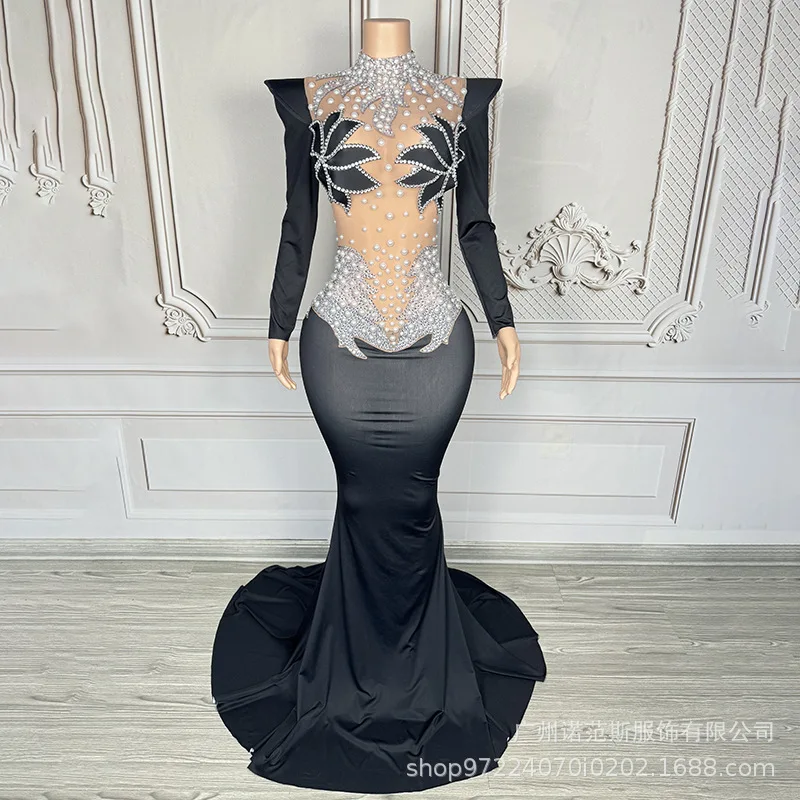 2026 الفاخرة الأحمر الكتف مزاجه ذيل السمكة تنورة الكبار نموذج المنصة الملابس العصرية المشاركة مأدبة الزفاف نخب الملابس