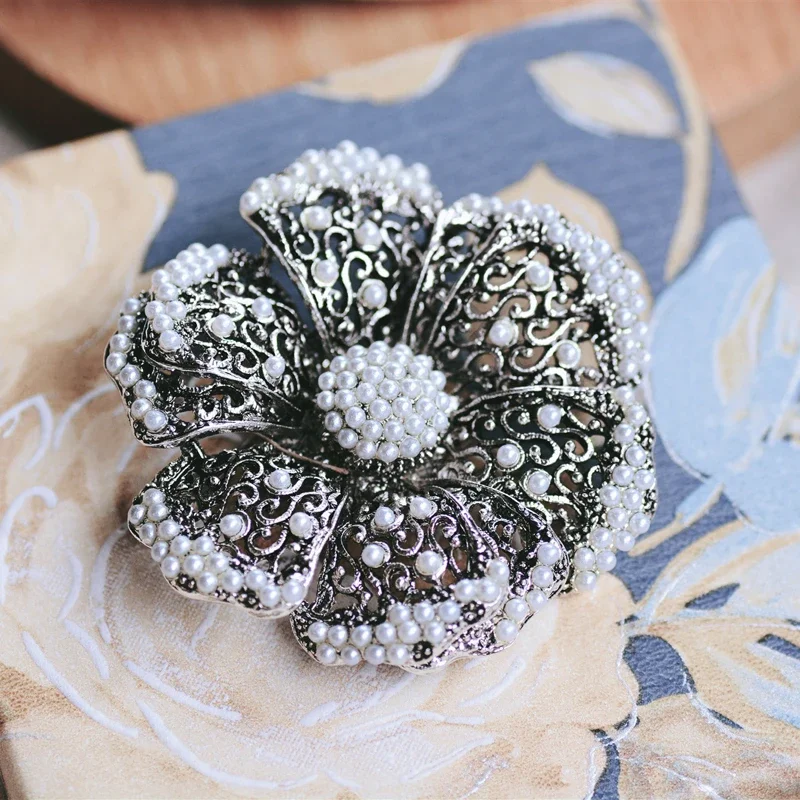 Morkopela Vintage Filigree Flower Brooch For Women Pearls Large Blossom Pins Scarf Clothes Clip Pin Banquet Brooches Jewelry