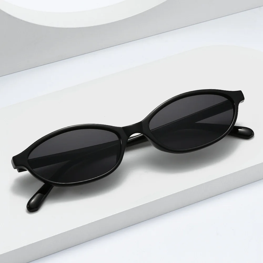 

Vintage Oval Small Frame Sunglasses for Women and Men Fashion UV Protection Retro Sun Glasses with Multiple Colors Trendy Shades