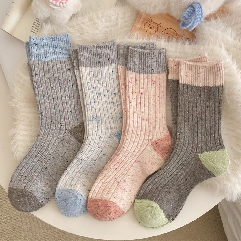 1/3/4 pairs of women's autumn and winter tube socks, piled and thickened warm color matching socks