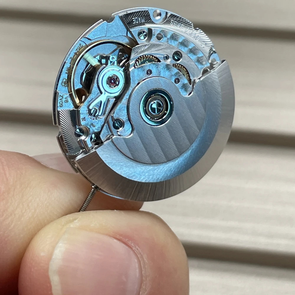 ETA 2824 engraved Original Mechanical Movement High Quality Automatic Self-winding Replacement Movt