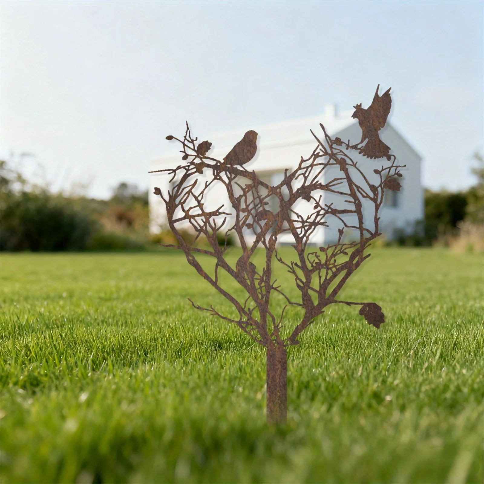 2D Flat Iron Garden Stake Rust-covered Heart Sculpture Rustic Birds & Branches Single Piece Outdoor Decor