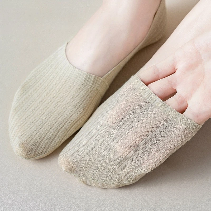 Pantofole a calzino da donna in silicone antiscivolo tinta unita taglio basso calzino da barca fondo in cotone sottile traspirante estate invisibile no show calzini