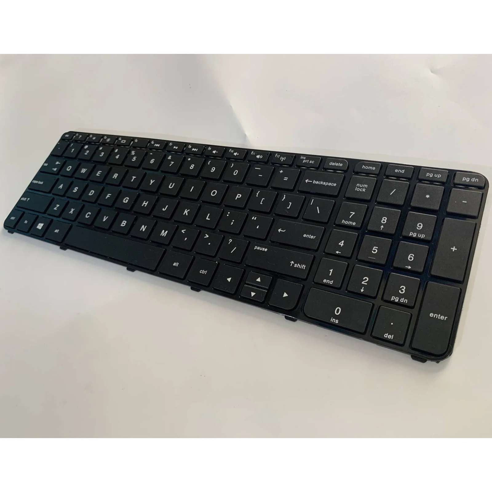 US RU สําหรับ HP Pavilion 15-B 15-B000 B003 15-b101 15-b135 15-B119TX RT3290 15T-B 15Z-B TPN-Q114 TPN-Q113 แป้นพิมพ์แล็ปท็อป