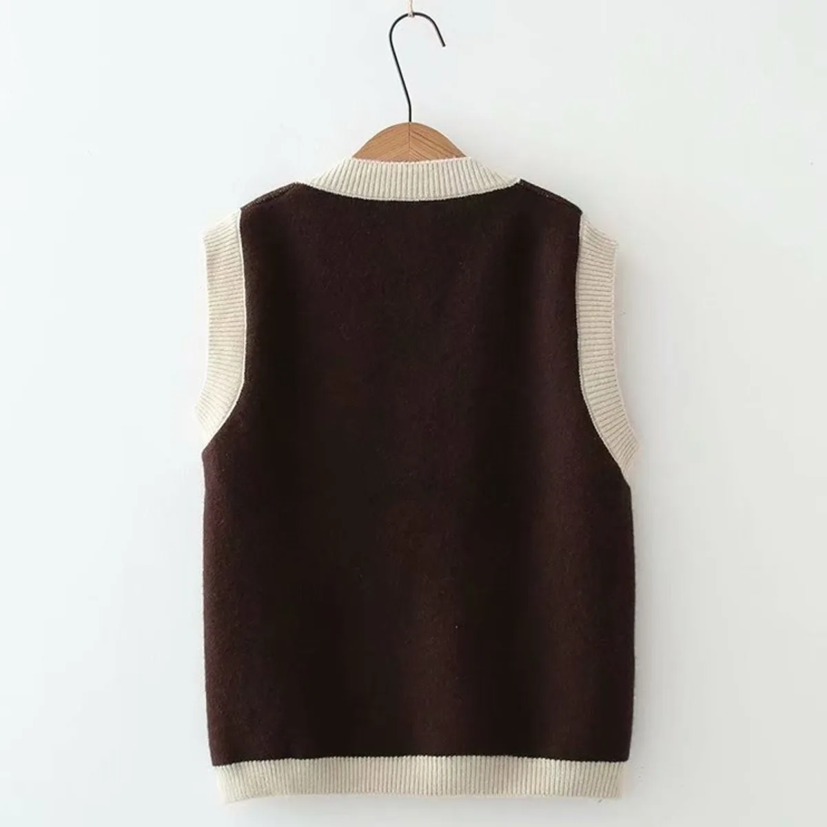 OMCHION Preppy Sweater Vest 2023 Korean V Neck Sleveless Letter Cat Sweater Vest Women Loose Vintage Female Jumper Waistcoat