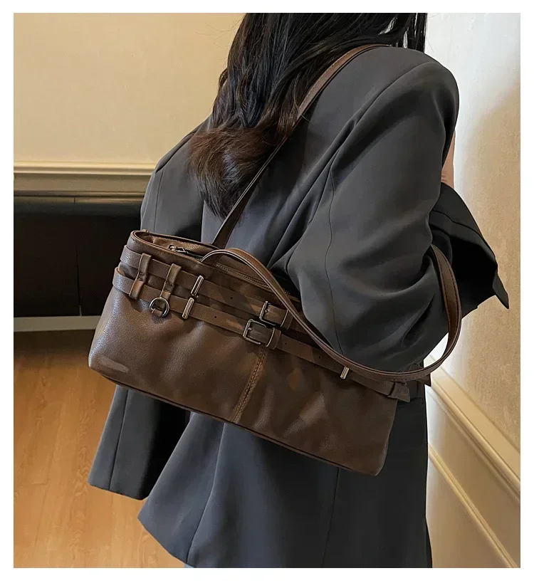 

2025 New Women's Sweet Style Shoulder Bag - Chic High-Quality, Large Capacity & Multi-Pocket, Versatile for Underarm/Handheld